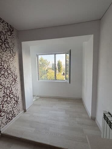 продаю квартиру в центре: 3 комнаты, 60 м², 4 этаж, Евроремонт — 3