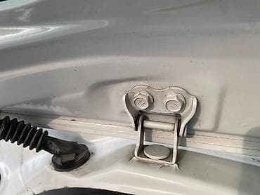 газ евро 4: Toyota Ist: 2004 г., 2 л, Автомат, Бензин, Седан — 7