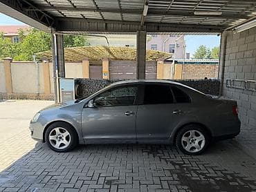 обменяю на: Volkswagen Jetta: 2007 г., 1.6 л, Механика, Бензин, Седан — 4
