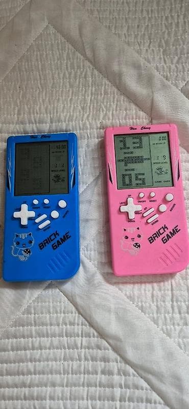 Карманные игровые консоли “Brick Game” (классические