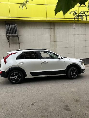 х5 2022: Kia Niro: 2022 г., 1.6 л, Автомат, Гибрид, Кроссовер — 4