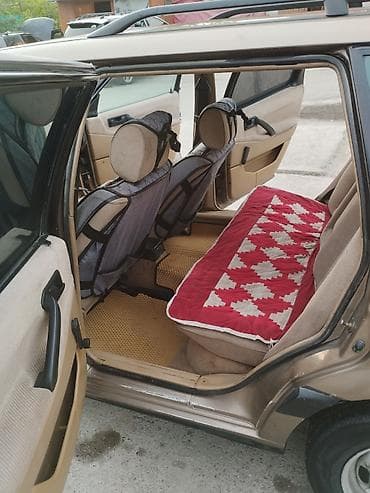 грузовой фольксваген: Volkswagen Passat Variant: 1990 г., 1.8 л, Ручные, Бензин, Универсал — 8