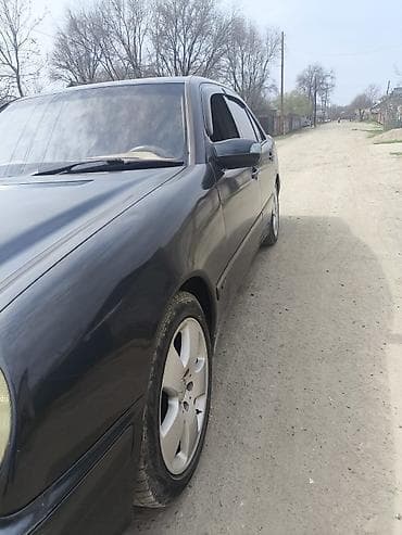 хонда аккорд двери: Mercedes-Benz E-класс (W210), седан, темно-серый/черный цвет кузова — 1