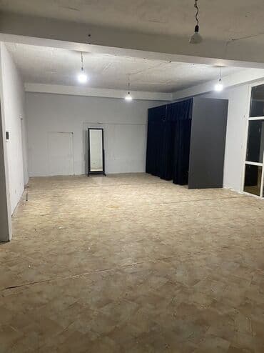 продаю пол дома район рабочий городок: 📍ул. Абдрахманова 🔘Этажи 3/3 🔘242,3м² Предлагается к продаже — 8