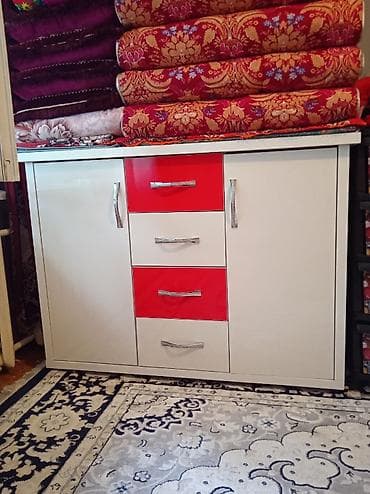 small table: Комод большой и вместительный ширина 1.20см 5000 — 1