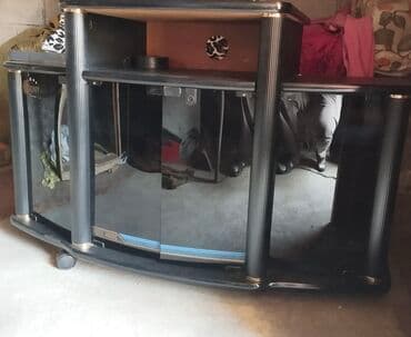 телевизор в машину: Тумба и подставка для телевизора, Б/у, Напольная, цвет - Черный — 2