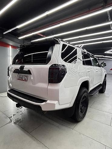 джип 15: Toyota 4Runner: 2021 г., Автомат, Бензин, Внедорожник — 2