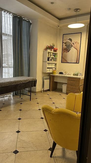 сдаю место в салоне красоты: Аренда кабинетов в салонах красоты, 35 м², Для шугаринга, эпиляции — 1