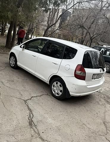 вито 2 3: Honda Fit: 2002 г., 1.3 л, Автомат, Бензин, Хэтчбэк — 10