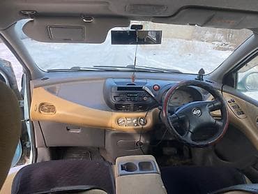 ровер 400: Компактвэн/хэтчбек 5‑дверный, светло‑голубой цвет кузова. Просторный — 6