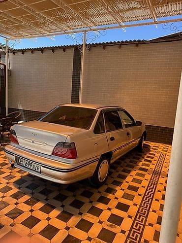 Унаа сатуу: Daewoo Nexia: 2007 г., 1.5 л, Кол менен иштөөчү, Бензин, Седан — 6