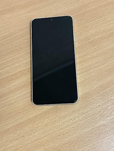 продам телефон самсунг: Samsung Galaxy S24, Б/у, 256 ГБ, цвет - Бежевый, 1 SIM, eSIM — 5