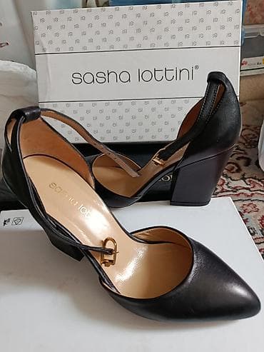 Босоножки, 36, Б/у, цвет - Черный, Самовывоз