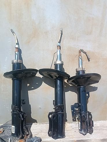 телескопическая вилка: Передний амортизатор Toyota 2003 г., Б/у, Оригинал, США — 1