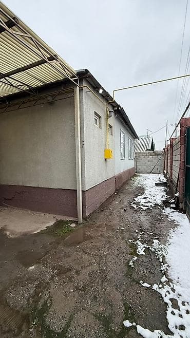 Үйлөрдү сатуу: Дом в с. Новопавловка — 100 м от трассы Площадь дома: 90 м² Площадь — 3