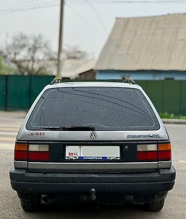 Продажа авто: Volkswagen Passat: 1991 г., 1.8 л, Механика, Бензин, Универсал — 7