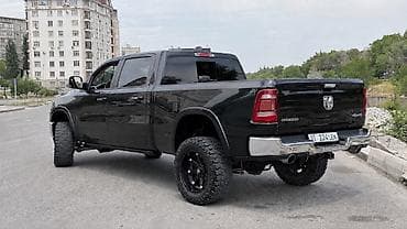 Продажа авто: Dodge Ram 1500: 2020 г., 5.7 л, Автомат, Бензин, Пикап — 3
