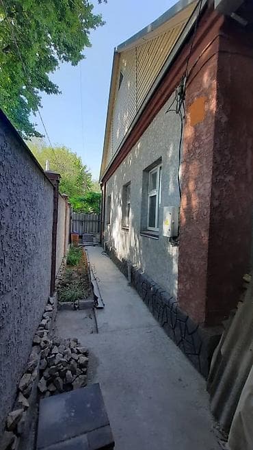 4: Продается!!! Дом из жженного кирпича в районе рынка Дордоя, по ул — 4