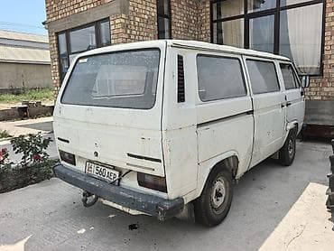 Унаа: Volkswagen Transporter: 1986 г., 1.9 л, Кол менен иштөөчү, Дизель, Van — 4