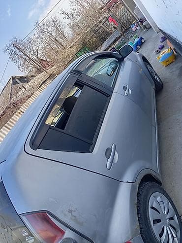 авто фышка: Toyota Ist: 2004 г., 1 л, Автомат, Бензин, Хэтчбэк — 8