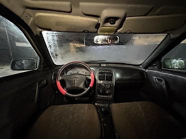 210 панель: Лифтбек ВАЗ-2112 (Lada 112), серебристый цвет. Идеальный вариант для — 5