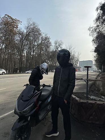 махси скутер: Макси-скутер 150 куб. см, Бензин, Б/у — 10