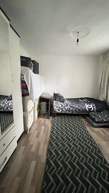 үй жер: 🏡 ПРОДАЕТСЯ ДОМ В ж/м БАКАЙ-АТА 🏡 💰 Цена: 120 000 $ Предлагается — 4