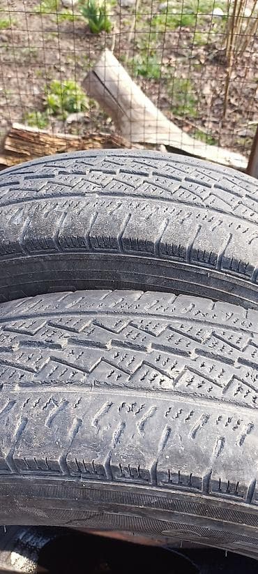 130 сурф: Комплект шин 185/75 R16C - Тип: легкогрузовые/коммерческие (индекс C — 2