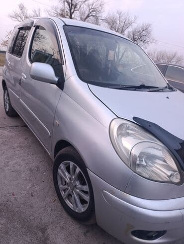 Продажа авто: Toyota Funcargo: 2003 г., 1.5 л, Минивэн — 10