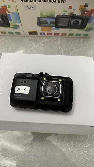 Автомобильный видеорегистратор Vehicle BlackBOX DVR A27 отдаю по