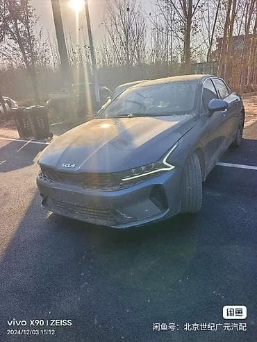 детские машины на аккумуляторе с пультом бишкек: Kia, Б/у — 3