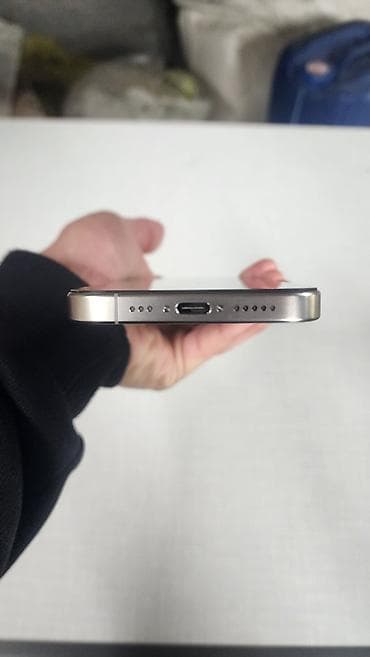 e96a hoco: IPhone 15 Pro, Новый, 256 ГБ, Серебристый, Чехол, 88 % — 3