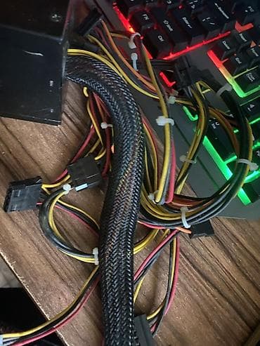 intel core i3: Блок питания, Б/у — 1