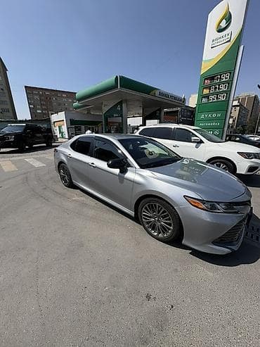 козырёк на камри: Toyota Camry: 2018 г., Седан — 2