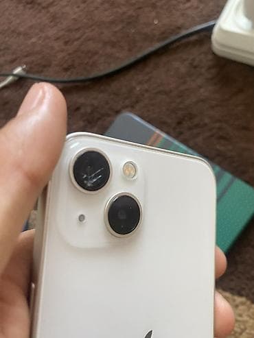 наушники для айфон проводные: IPhone 13, 128 ГБ, белый Омен есть. Все родные экранда трешина жок — 3