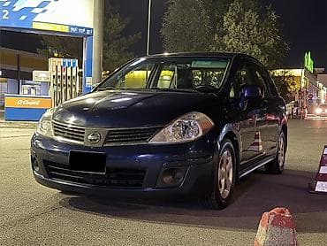 Nissan Versa: 2009 г., 1.6 л, Автомат, Бензин, Седан