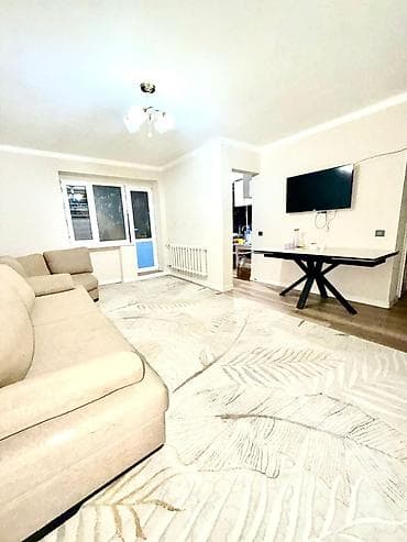 Недвижимость: 2 комнаты, 47 м², Ошский рынок / базар Хрущевка, 4 этаж, Косметический ремонт — 1
