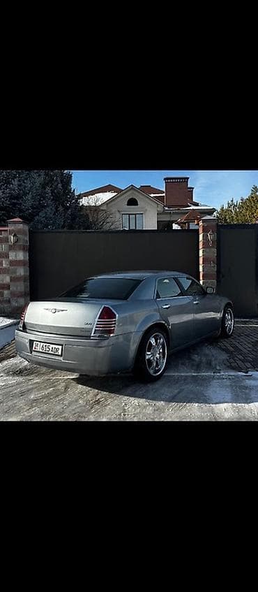 dodge challenger: Chrysler 300C: 2007 г., Автомат, Бензин, Седан — 4