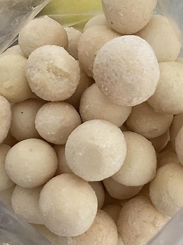 ниже: Курут натуральный эко Эч кандай кошулмасы жок 100% Аксыдан келет — 2