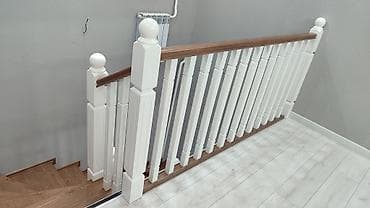 Деревянная лестница Для дома, Вид дерева: Орех, Форма лестницы: Много-маршевая, Стиль: Классический at lalafo.kg Деревянная лестница Для дома, Вид дерева: Орех, Форма лестницы: Много-маршевая, Стиль: Классический