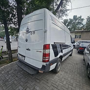 Унаа: Жеңил жүк ташуучу унаа, Mercedes-Benz, Стандарт, Колдонулган — 4