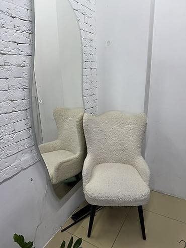 под бизнес аренда: Кронштейн Для одежды, Материал: Металл, На колесах — 2