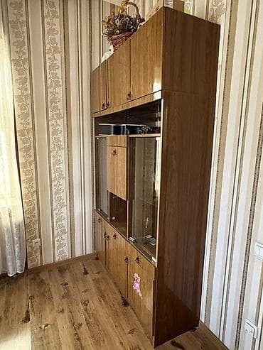 кух стенка: Стенка-шкаф, Тип стенки-шкафа: Советская, Для зала, Особенности: Для хранения посуды — 2