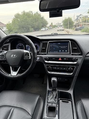 Продажа авто: Hyundai Sonata: 2019 г., 2 л, Автомат, Газ, Седан — 8