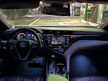 маш: Toyota Camry: 2020 г., 2.5 л, Автомат, Бензин, Седан — 4