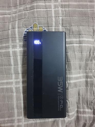 Техника и электроника: Портативный аккумулятор (power bank) 35W с дисплеем - Встроенный — 1