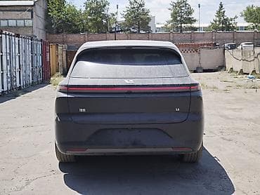 Транспорт: Lixiang L6: 2025 г., 1.5 л, Автомат, Гибрид, Кроссовер — 5