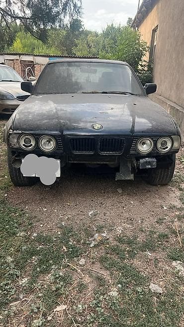 срочный: BMW 5 series: 1990 г., 2.5 л, Механика, Бензин, Седан — 4