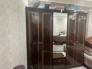 single bed: Спальный гарнитур, Б/у, Комод, Трюмо, Шкаф, Самовывоз — 2