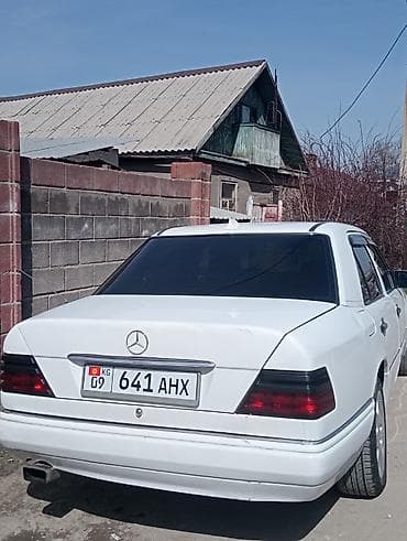 менс 124: Mercedes-Benz W124: 1993 г., 2 л, Ручные, Бензин, Седан — 7